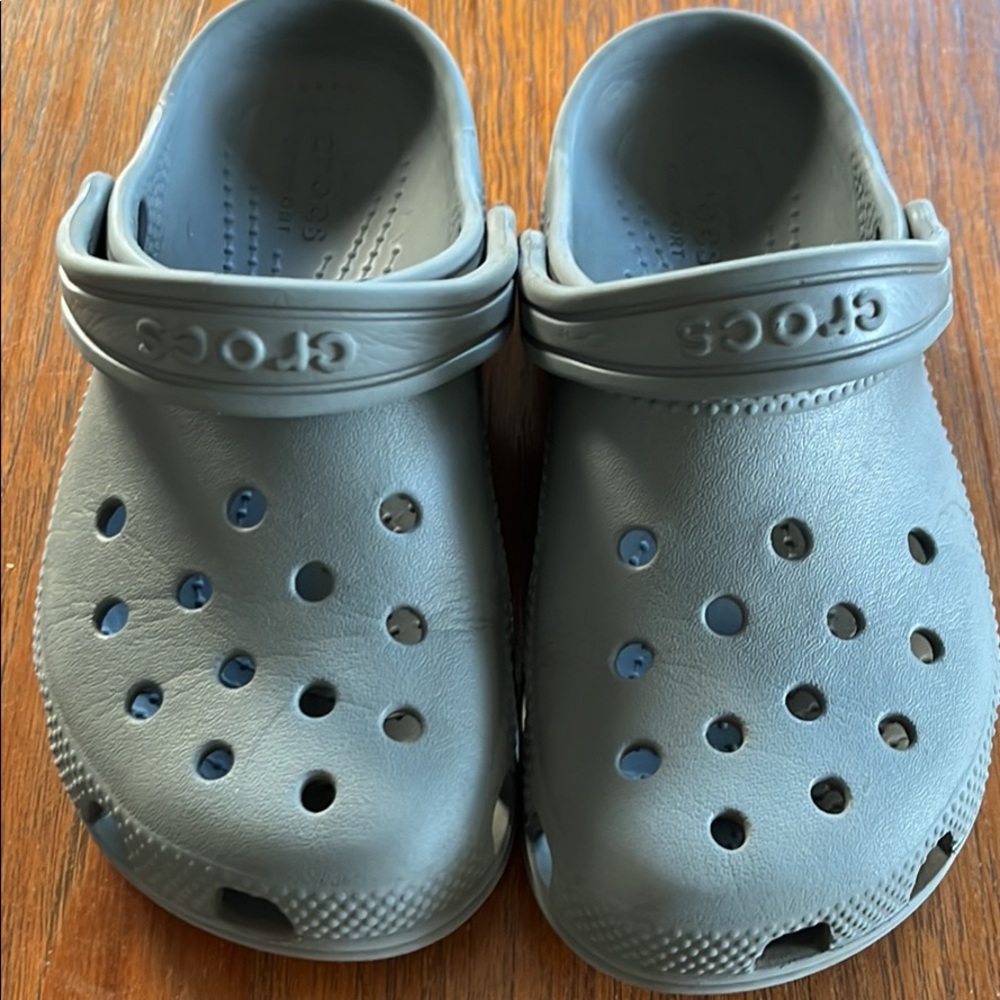 EUC Gray Crocs, Size Little Kids 13